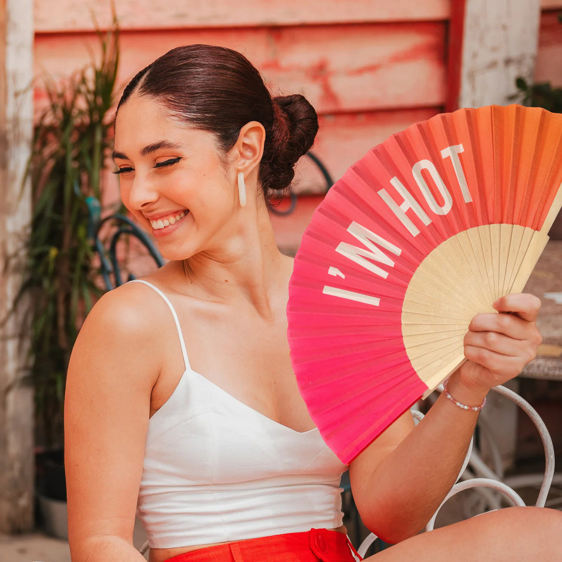 Vejár „I'm hot“ s farebným prechodom